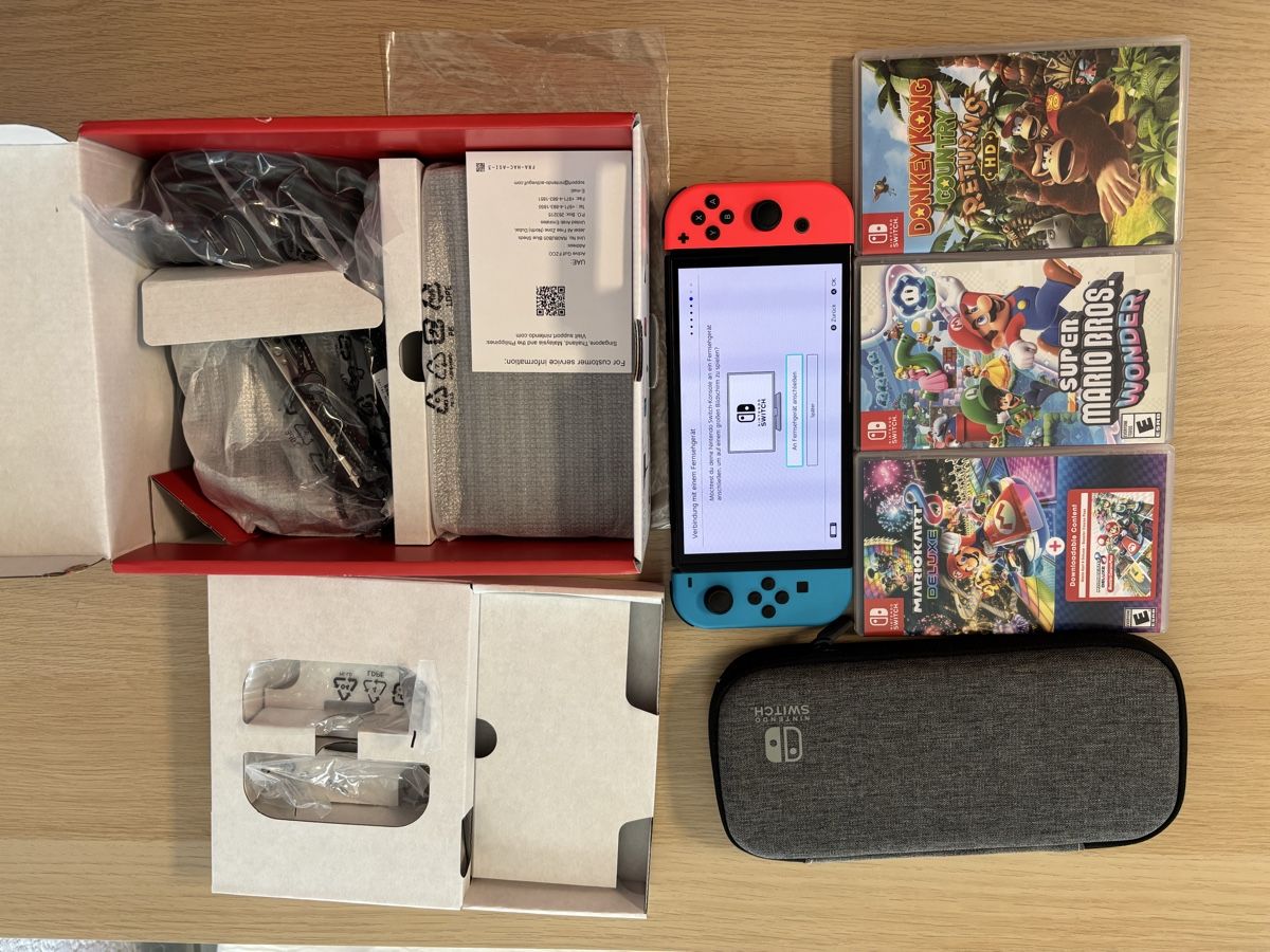 Nintendo Console: Nintendo Switch Oled – Usato da Sargans venduto da Oschaeli 3