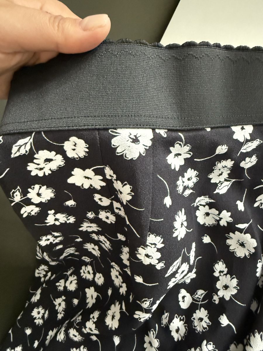 Dolce & Gabbana Gonne: Dolce & Gabanna Skirt – Nuovo (secondo la descrizione) da Châtelaine venduto da Veradat 5