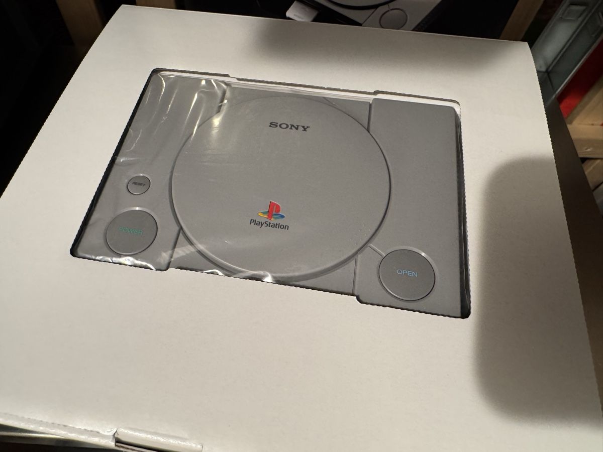 Sony Console: PS1 mini (Neu) – Nuovo (secondo la descrizione) da Zürich venduto da Manuel.Huber 3