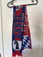 FC Basel und FC Bayern Schal