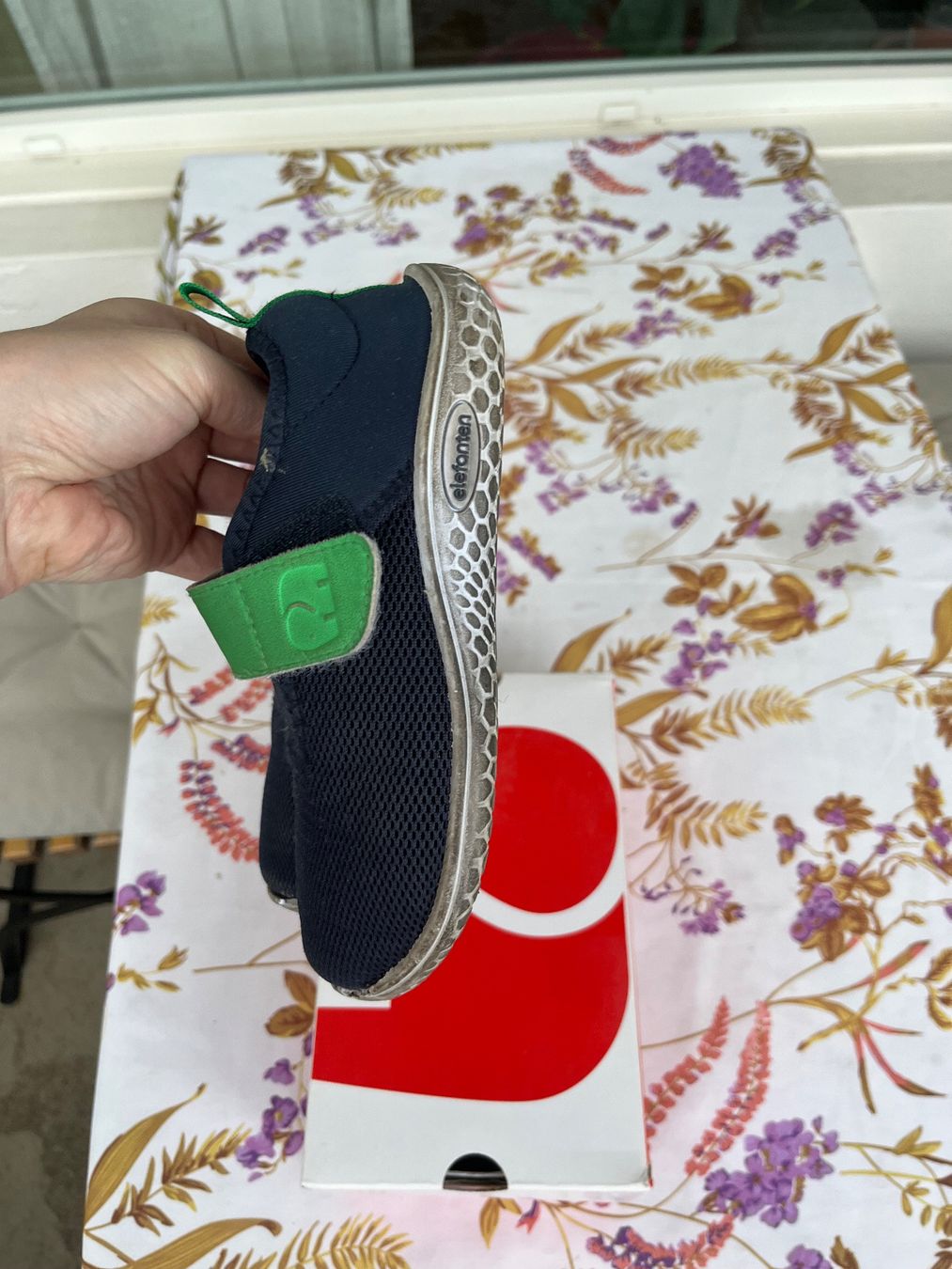 Elefanten Schuhe für Jungen: Elefanten Hausschuhe – Gebraucht aus Bern von kho_s6j8 2