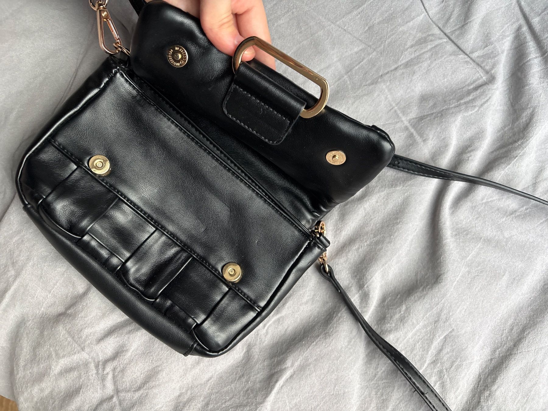 Borse da donna: Sac à main noir – Usato da Nidau venduto da hel_vwr6 2