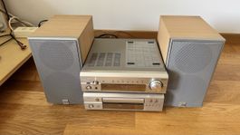 Denon Stereoanlage mit Lautsprechern guter Zustand