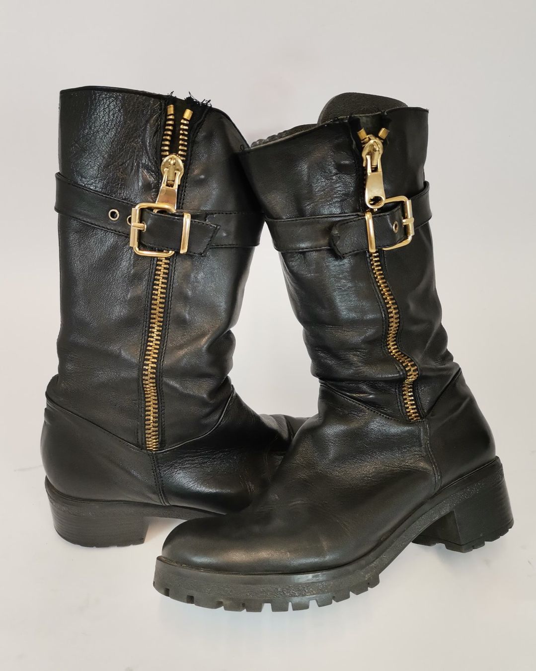 Scarpe da donna: PASITO Stiefel schwarz  Gr. 38 – Usato da Schaffhausen venduto da Restwert_SH