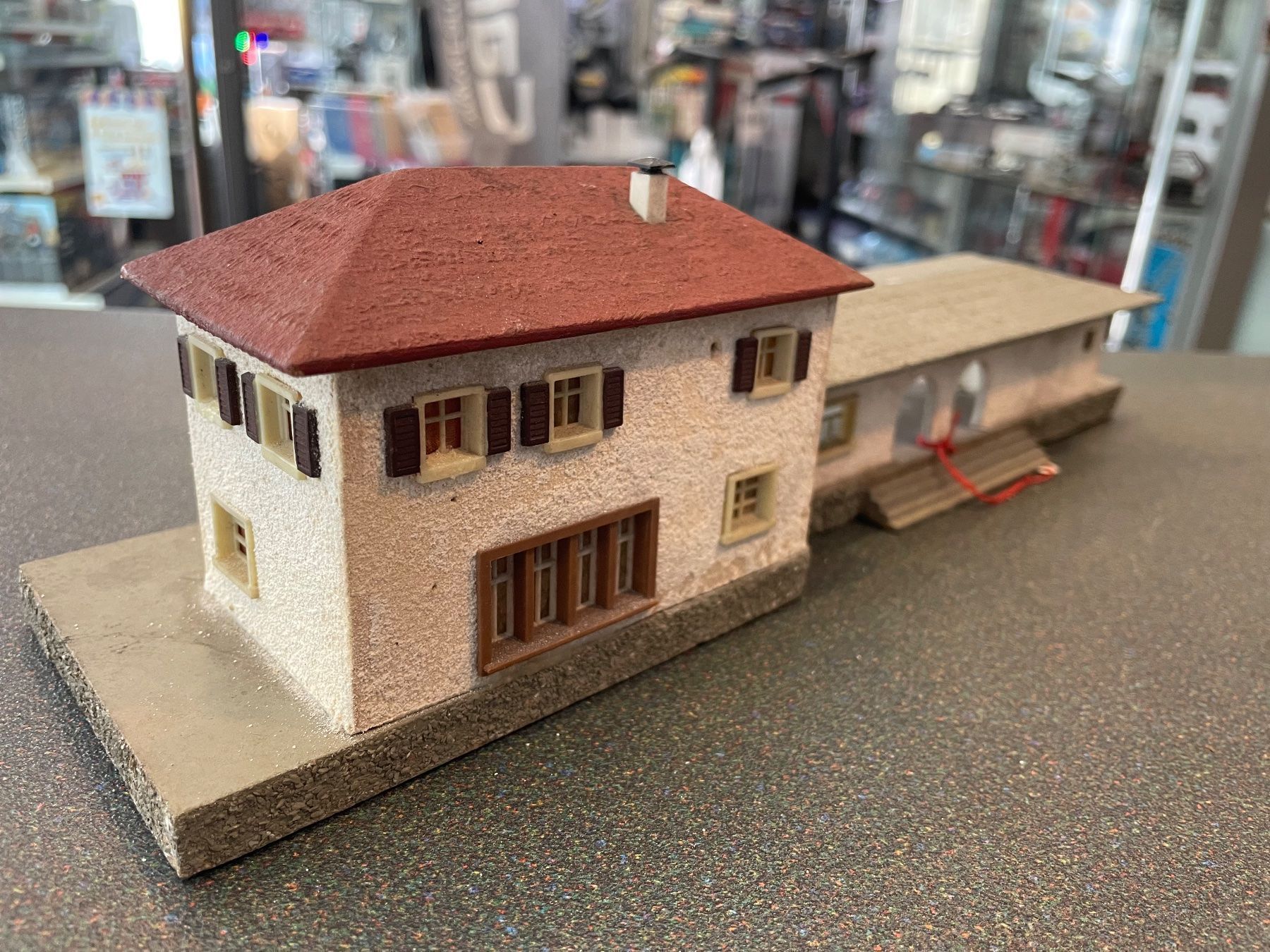Faller Modellini di ferrovie: Vintage Faller H0 Bahnhof Holz – Usato da Chiasso venduto da Carrara-Modellismo 2