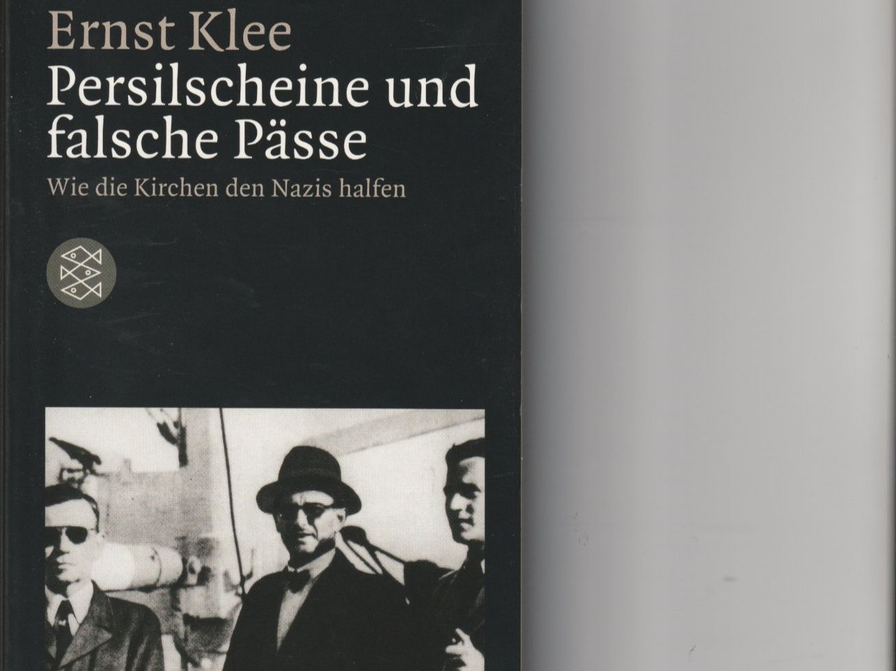 Libri: Ernst Klee - Persilscheine und falsche Pässe – Usato da Chur venduto da zowie72
