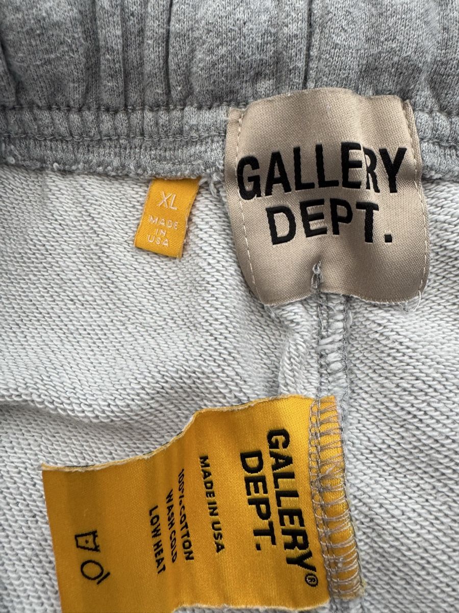 Gallery Dept. Pantaloni: Gallery Dept. Jogginghose grau – Usato da Altendorf venduto da Kabuzze 2