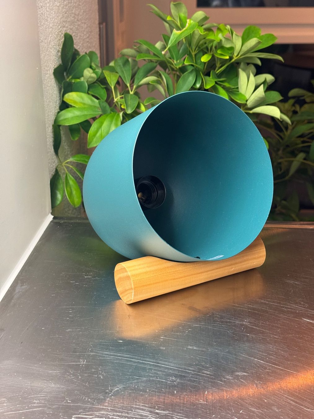 Westwing Lampade: Kleine Tischlampe mit Holz-Dekor – Usato da Zürich venduto da Mariaxlx