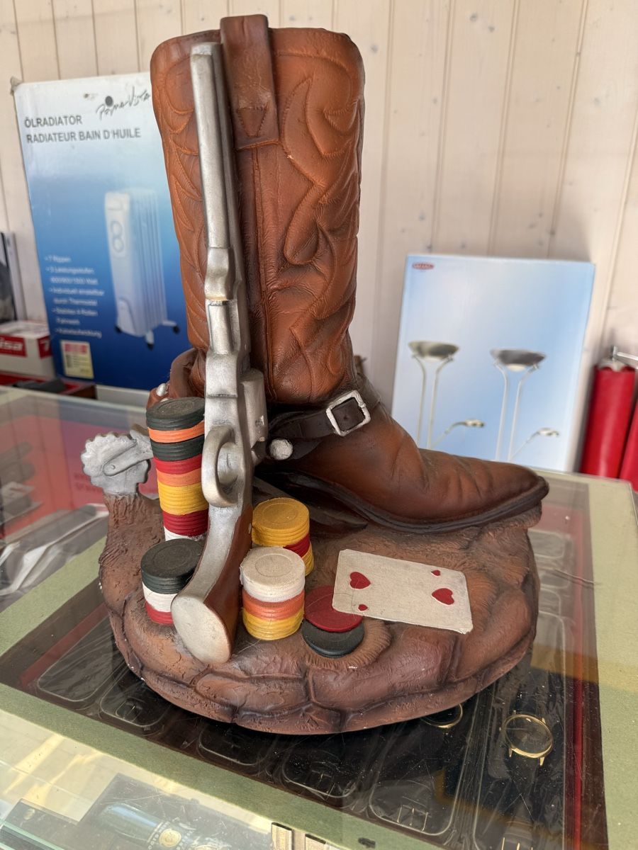 Sculture & Statue: Cowboystiefel Skulptur – Usato da Matten b. Interlaken venduto da K.Knecht 2