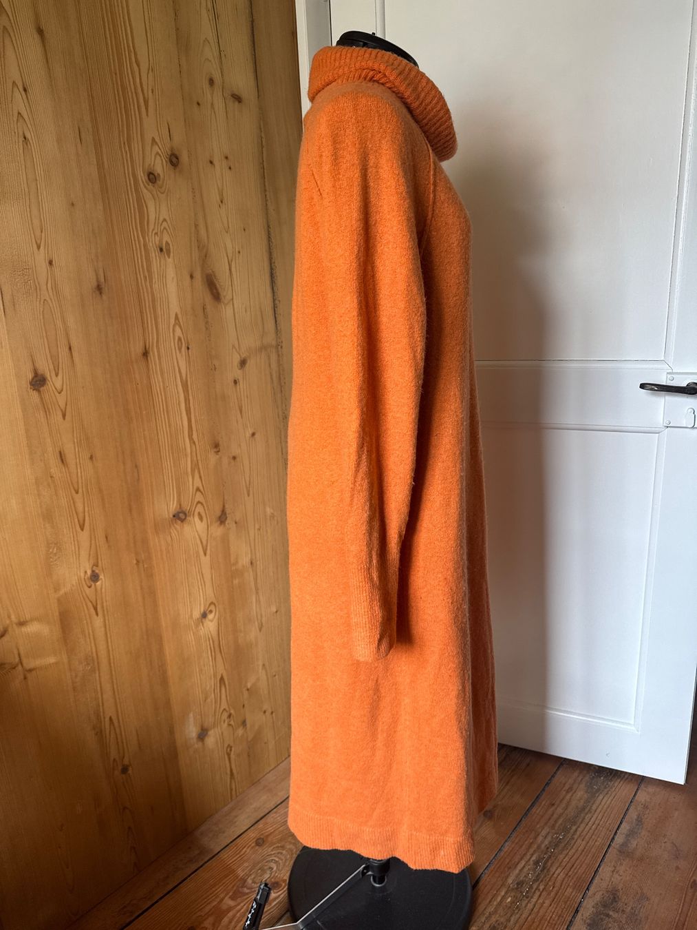 Esprit Robes: Robe pull orange à col roulé Esprit - tailleXL – D'occasion à Oron la Ville par pollyh11 3