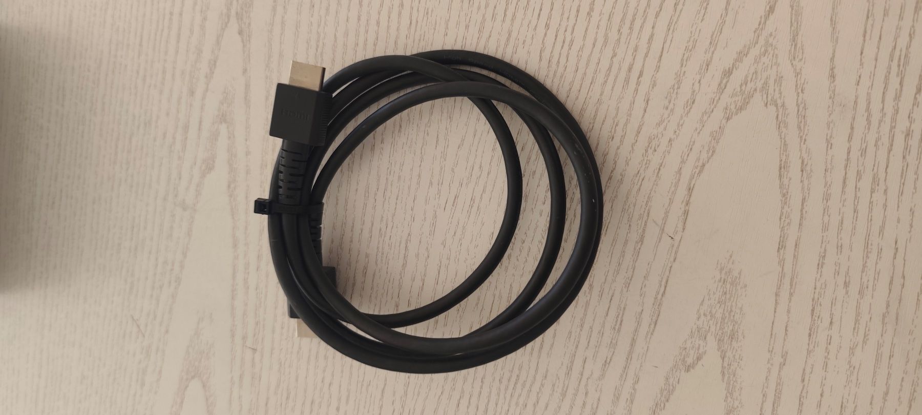 Câbles: Câble HDMI noir  SWITCH – D'occasion à Aigle par Dadavd