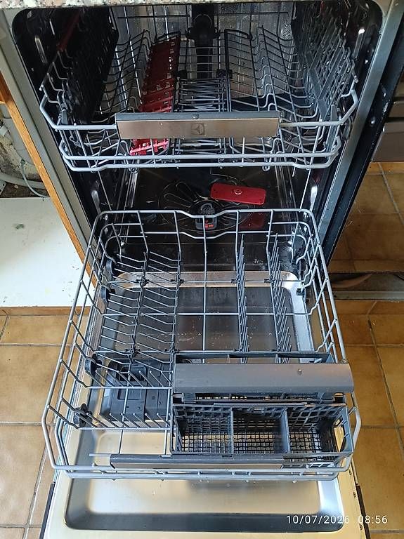Electrolux Lavastoviglie: Lave vaisselle Electrolux 55cm encastrable – Usato da Erde venduto da cleokool 3