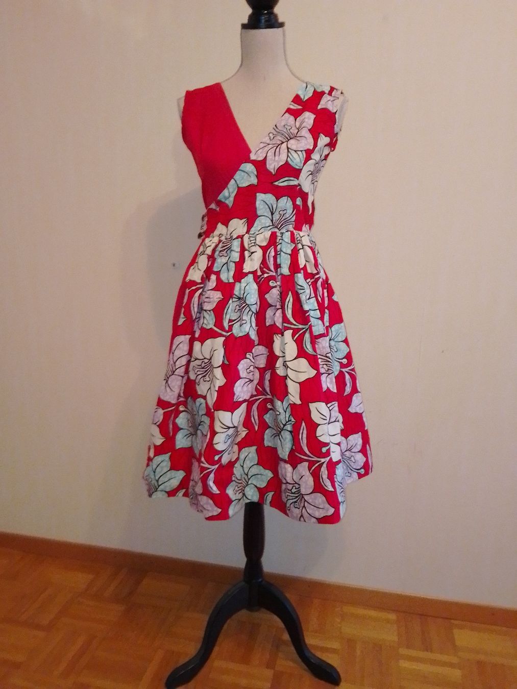 Kleider: O3S "Daniella" Robe modulaire – Neu und originalverpackt aus Bernex von Only3Sewing