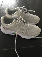 Nike Schuhe Grösse 37.5