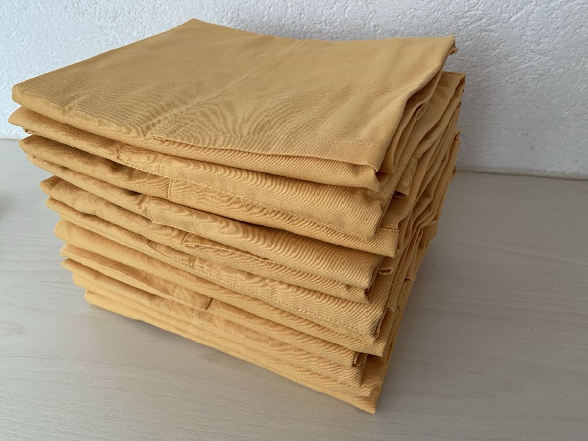 Grembiuli: 7 Schürzen mit Latz – Usato da Hägglingen venduto da Karin0802 7