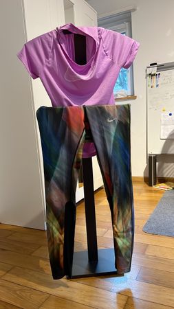 Nike Sport T-Shirt und Leggings