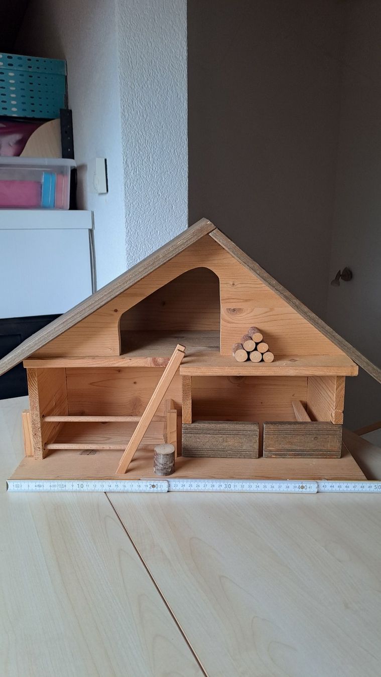 Spielzeuge: Stall aus Holz – Gebraucht aus Rothrist von Luho72 4