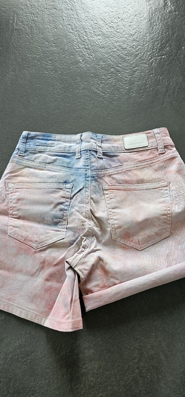 Jeans: Denim Jeans Shorts – Nuovo (secondo la descrizione) da Richterswil venduto da furlan 2
