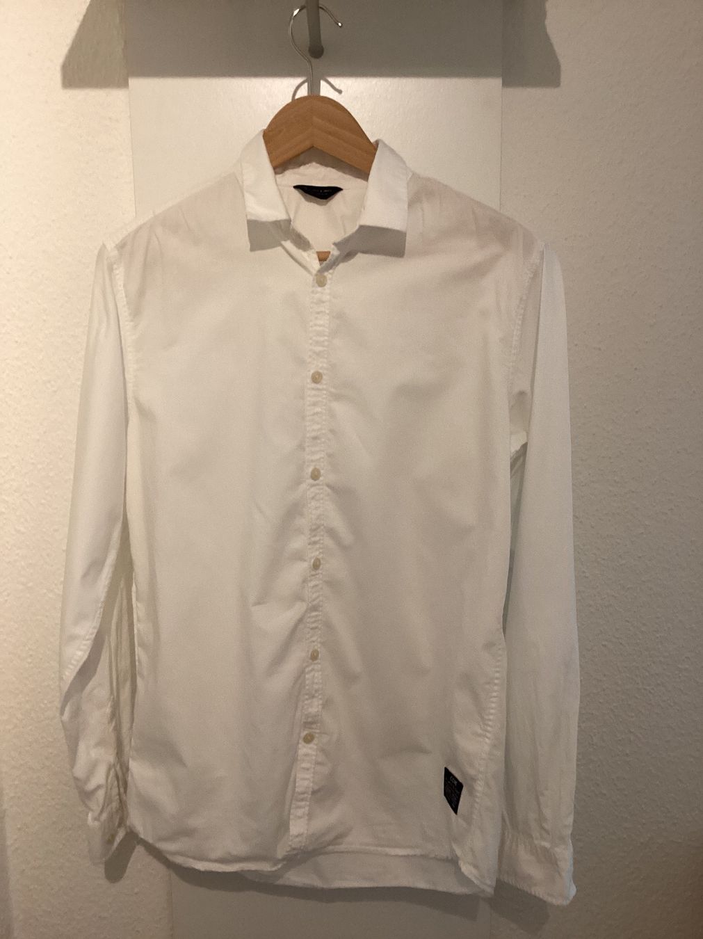 Hemden: Jack & Jones - weisses Hemd Core – Gebraucht aus Jona von Nanuksiglu