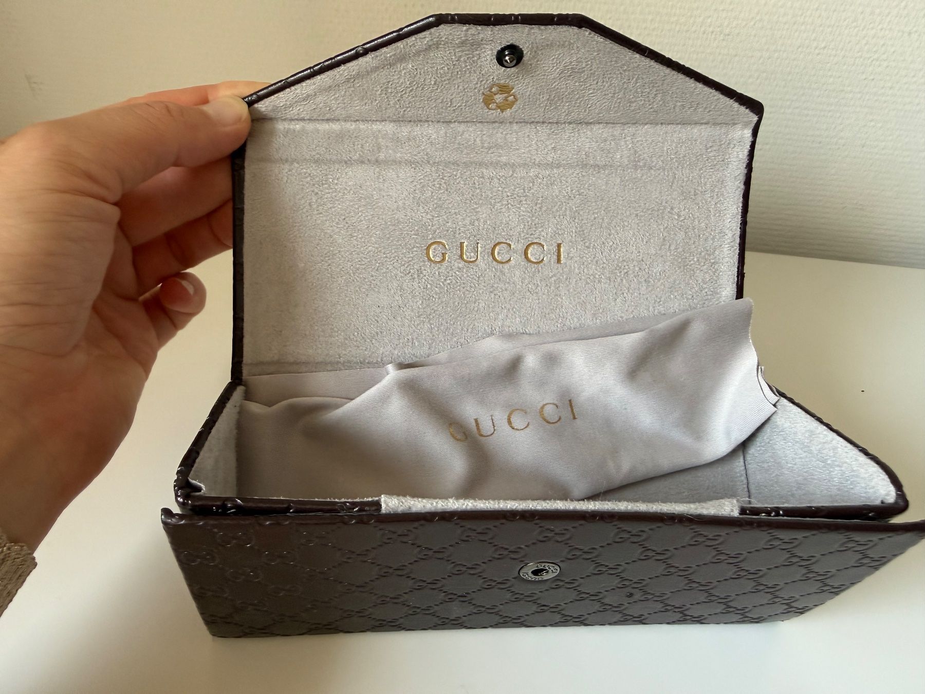 Gucci Occhiali & Lenti: Gucci Brillenrahmen mit Blue-Light-Gläsern mit Original Etui – Usato da Genève venduto da mimi479247 5