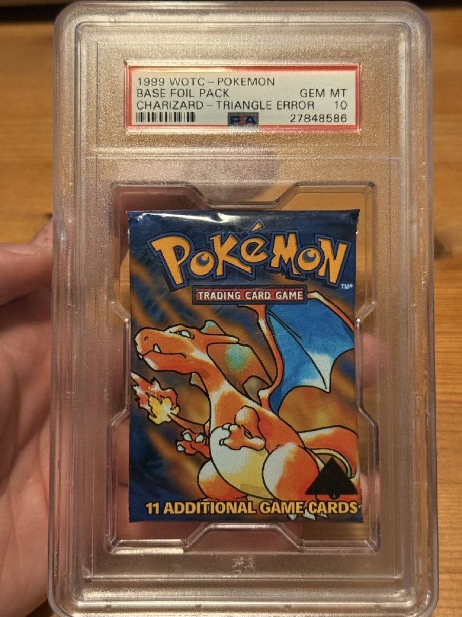 Pokémon Carte collezionabili: Pokemon Base Set Charizard 1.Edition Triangle Error PSA 10 – Nuovo e nell'imballaggio originale da Gottlieben venduto da sim_tmf2