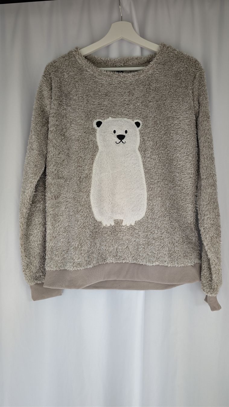 Maglioni & Felpe: Pullover mit Bären-Applikation Grösse M – Usato da Embrach venduto da sin_7ljf