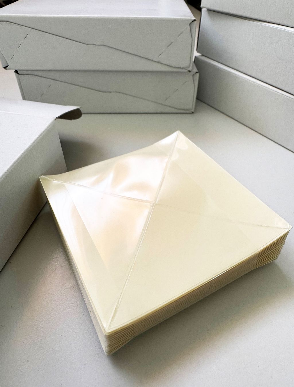 Kit di pronto soccorso: Dreieck-Taschen, Selbstklebend – Nuovo (secondo la descrizione) da Biel/Bienne venduto da Philemon02 1