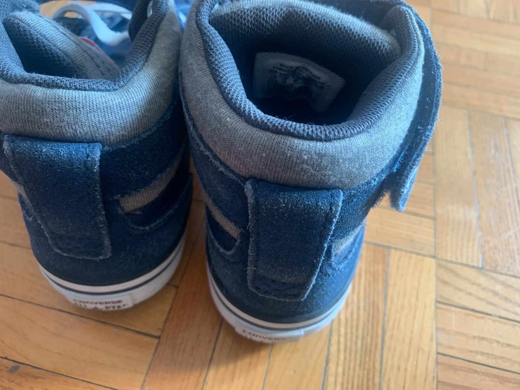 Converse Scarpe da uomo: All Star Converse 30 aus leder – Usato da Gutenswil venduto da Bregenzer8610 1