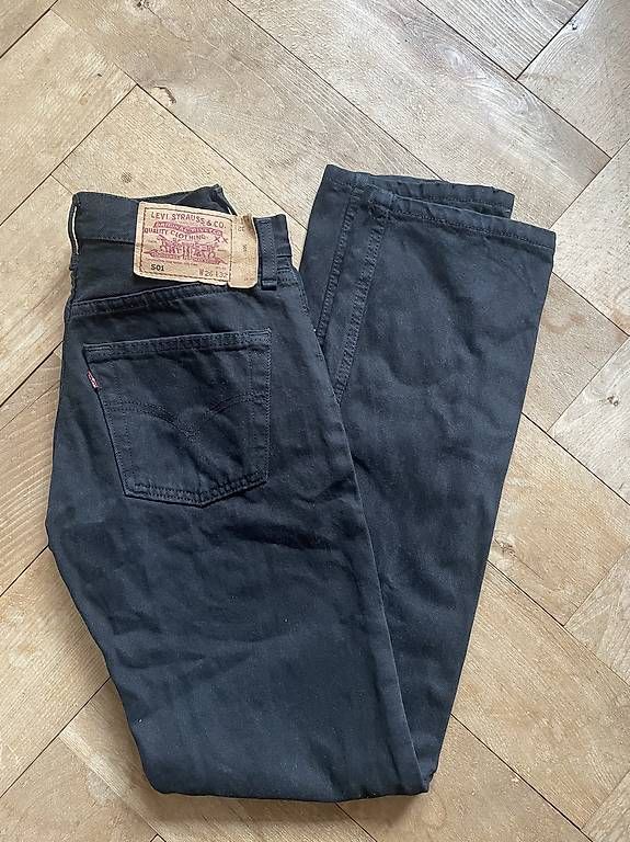 Jeans: Vintage Levis 501 – Gebraucht aus Bern von nzurbruegg