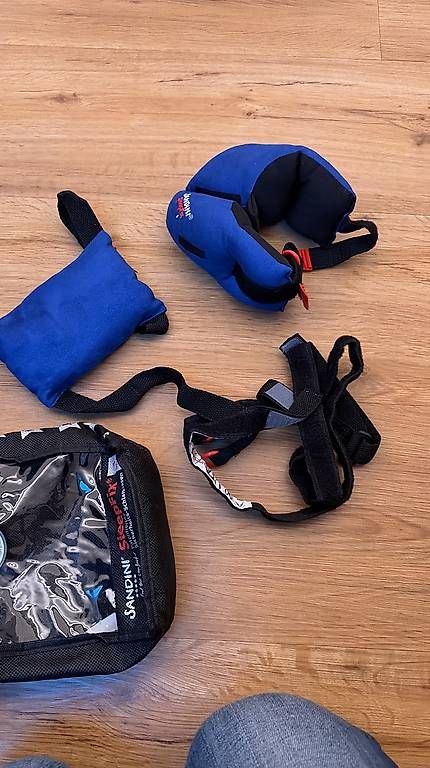 Seggiolini per auto: Sandini Sleep Fix S – Usato da Bennau venduto da Kristina12345 1