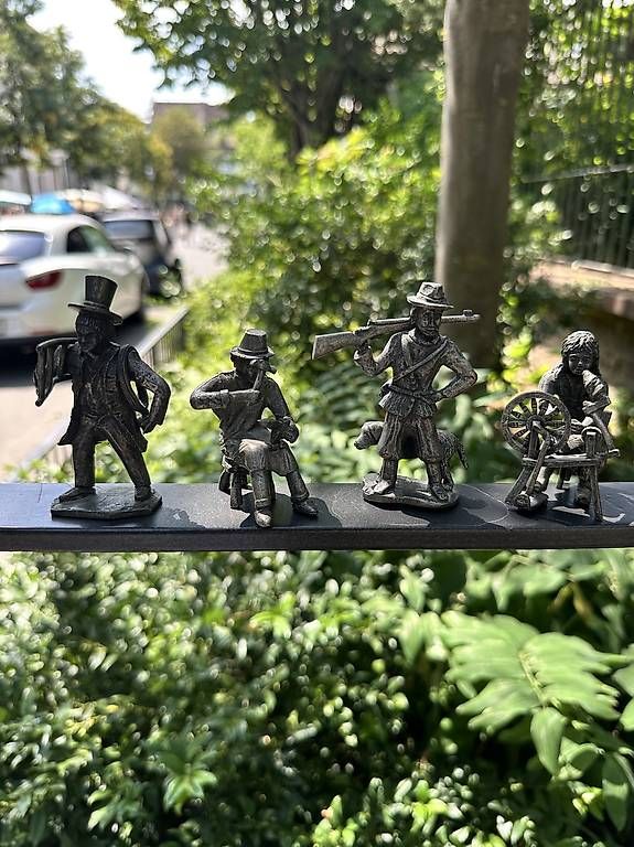 Statuette: Antike Zinnfiguren Handwerk – Usato da Pratteln venduto da Tuvalabuhu