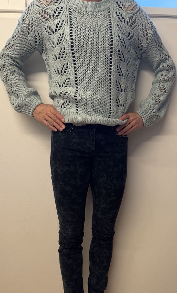 Maison Scotch Kleiderpakete: Kleiderset Maison Scotch Cordhose und passender Pullover – Gebraucht aus Abtwil SG von monchy01
