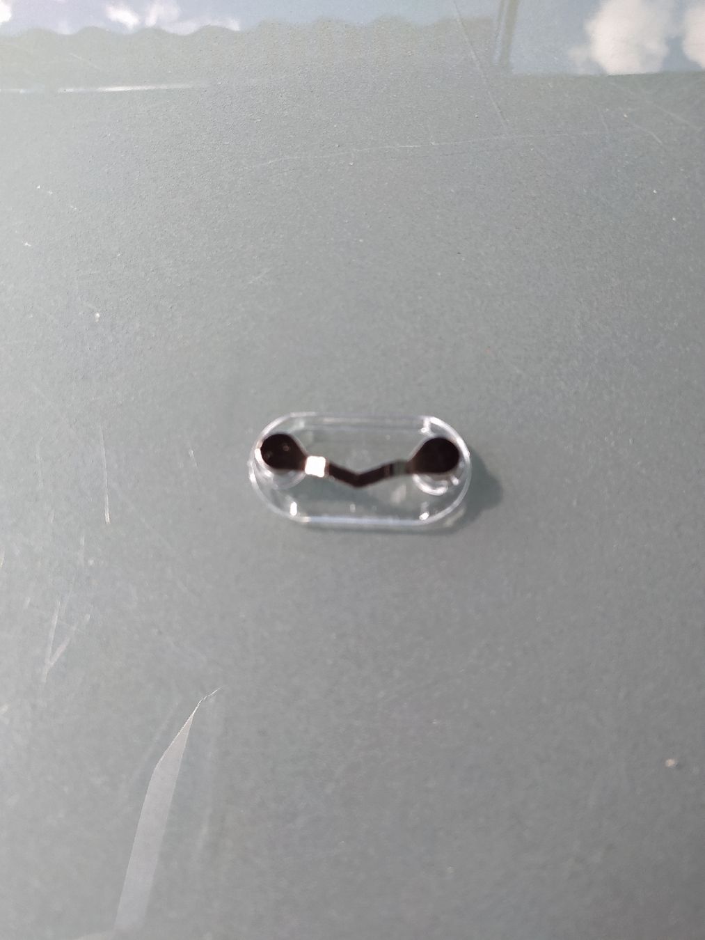Supporti a parete: Brillenhalter - Brillenclip Magnetisch – Nuovo e nell'imballaggio originale da Weiningen ZH venduto da Vitanyi 2