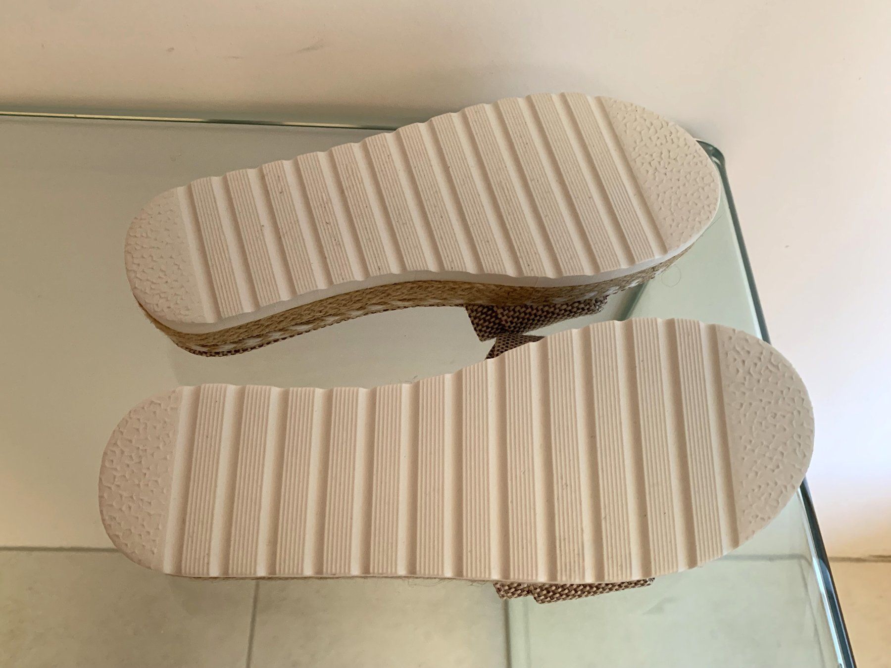 Damenschuhe: BEQUEME SANDALEN **NEU**, GRÖSSE 38 – Neu (gemäss Beschreibung) aus Starrkirch-Wil von Evelyne222 7