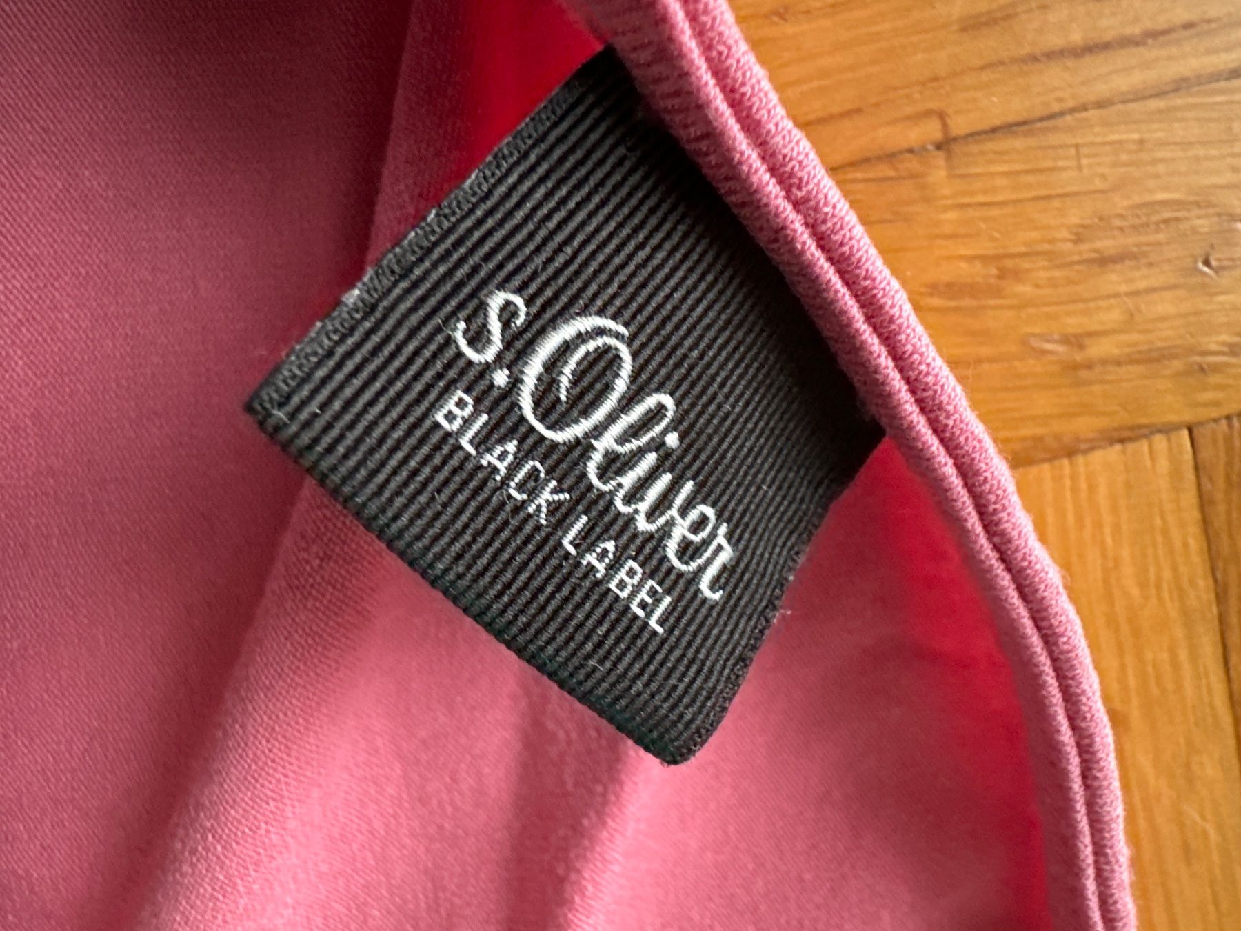 Kleiderpakete: 2 Damen Shirts S, rosa & Floral Print Pull&Bear S.Oliver – Gebraucht aus Winterthur von britsi 5