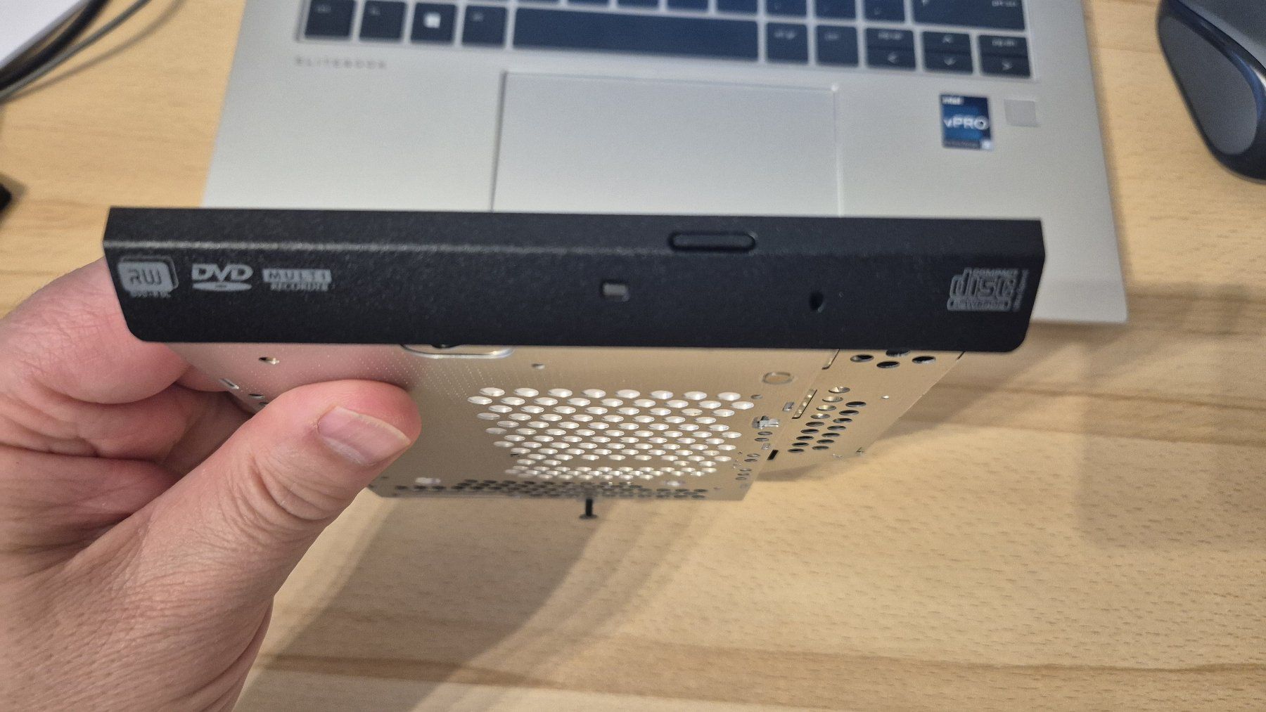 Multimediaplayer & Streamer: DVD-Brenner UJ892ABAA-M Gateway Dual-layer DVDrw SATA – Gebraucht aus Münchenbuchsee von MV_Solutions 1
