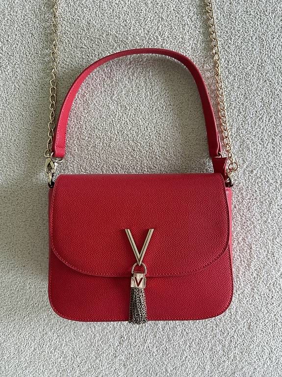 Sacs femmes: Valentino Bags – D'occasion à Genève par eka_c9sf