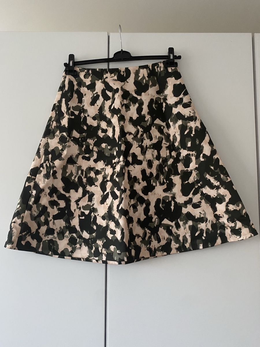 H&M Gonne: Stylish A-line skirt – Nuovo (secondo la descrizione) da Horgen venduto da Karmena