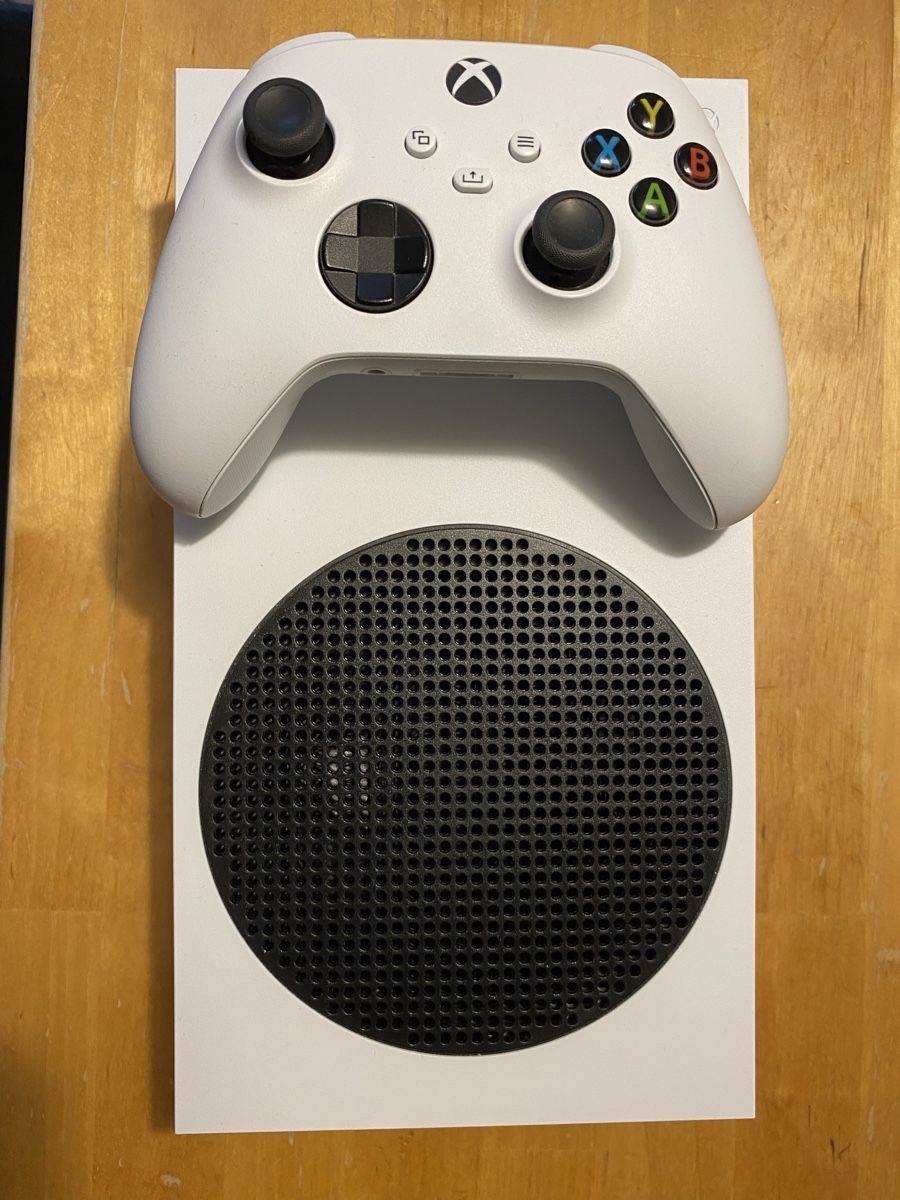 Microsoft Console: Xbox Series S + 1. Controller Top Zustand! – Nuovo (secondo la descrizione) da Schattdorf venduto da jul_9fbl 1