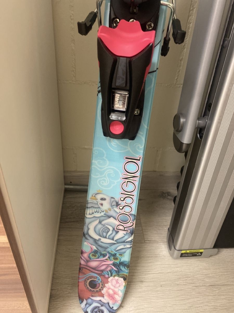 Rossignol Sci: Carving Ski Rossignol Trixie Hellblau NEU – Nuovo e nell'imballaggio originale da Wolfwil venduto da ISAsShop 2