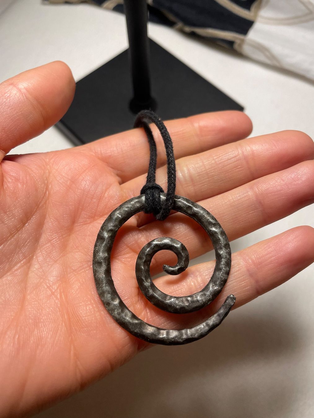 Catenine: Spirale Halskette Schmuck Anhänger – Usato da Rechthalten venduto da Sariespicher 1