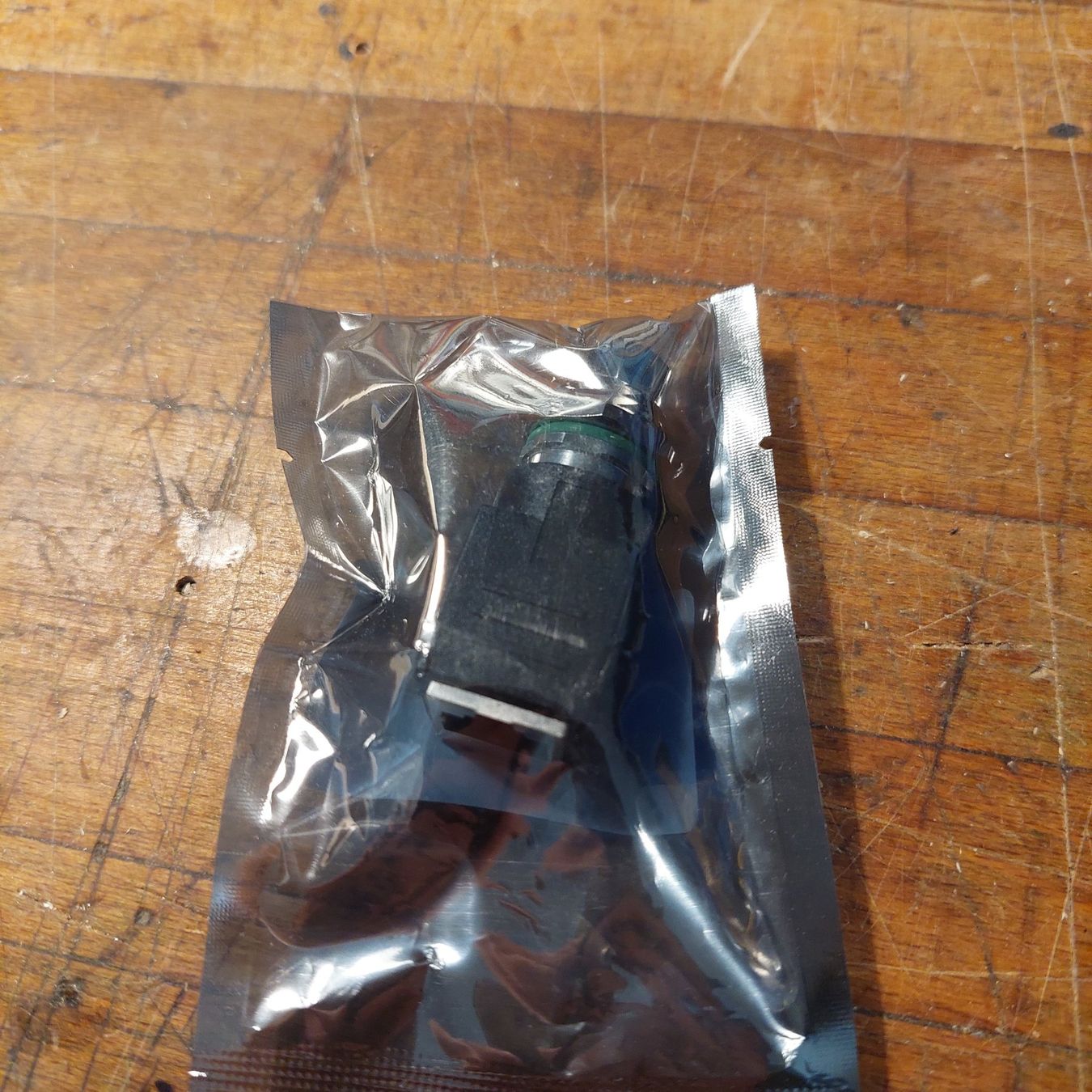 Componenti elettronici: Pannel connector RJ45 - X-code(8P) Ip67 Bulgin 90 pack – Nuovo e nell'imballaggio originale da Belmont-sur-Lausanne venduto da myromega 3