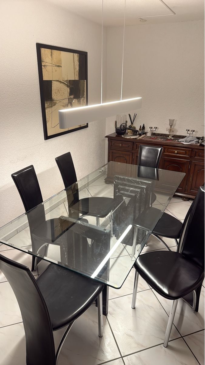 Tische: Esstisch Glas mit 7 Lederstühlen – Gebraucht aus Adligenswil von cha_vqn5