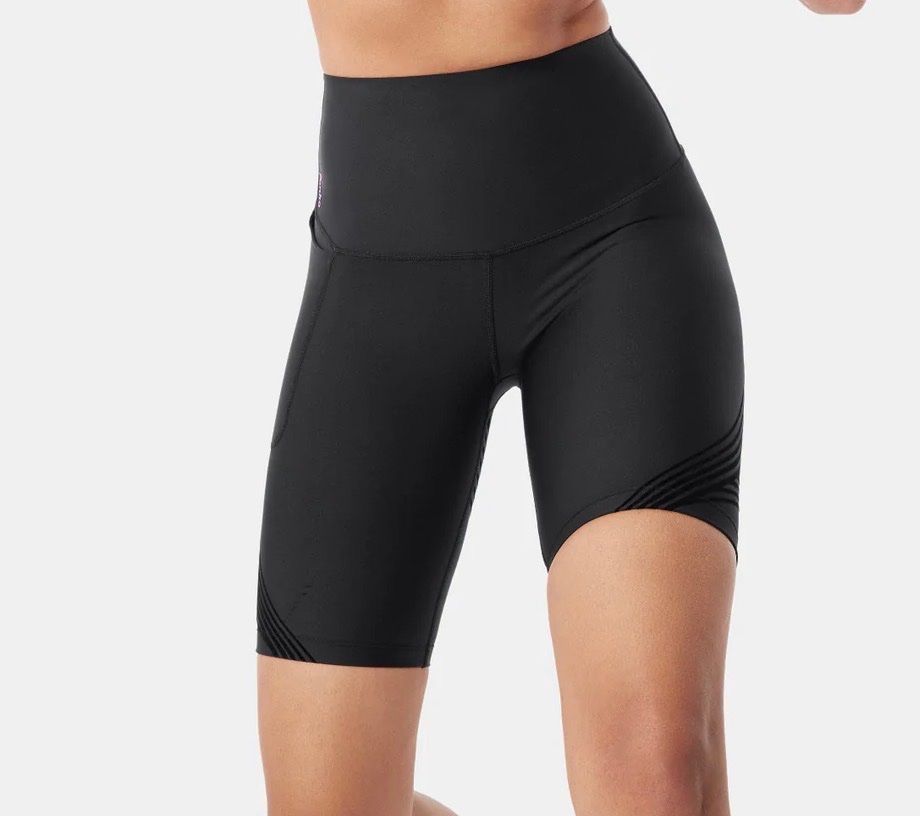 Leggings: Short Biker sculptant taille M – Neu und originalverpackt aus Bovernier von jba_cr9f 2