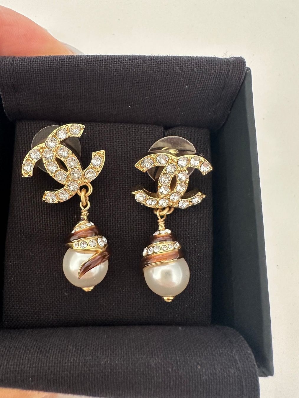 Chanel Orecchini pendenti & Orecchini a lobo: Chanel Pelen Ohrringe – Nuovo (secondo la descrizione) da Steinmaur venduto da regenbogen052 1
