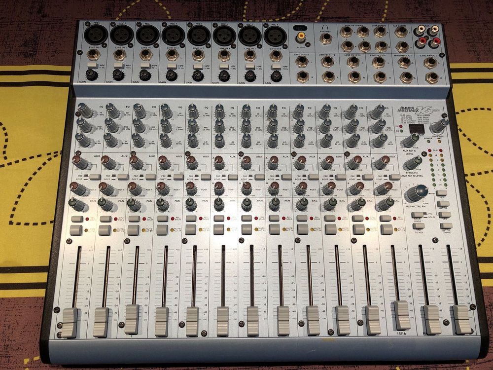 Table de mixage Alesis Multimix 16 USB | Kaufen auf Ricardo