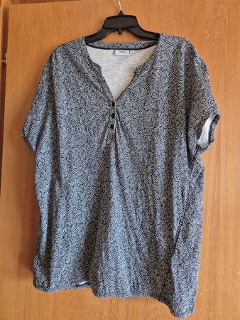 kaum getragenes Damen T-Shirt Cecil blau-weiss Grösse XXL