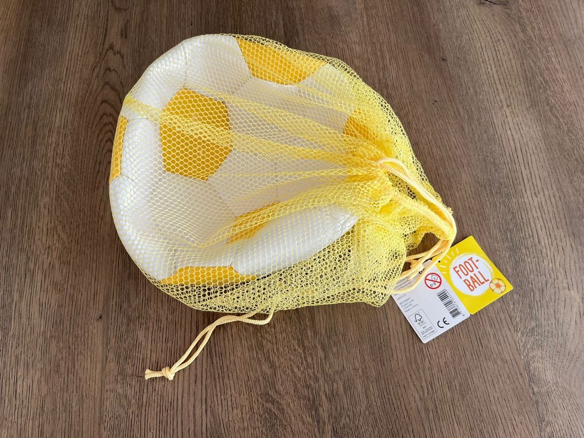 Bälle: NEU - Football - Gelb – Neu und originalverpackt aus Hüttikon von abarb