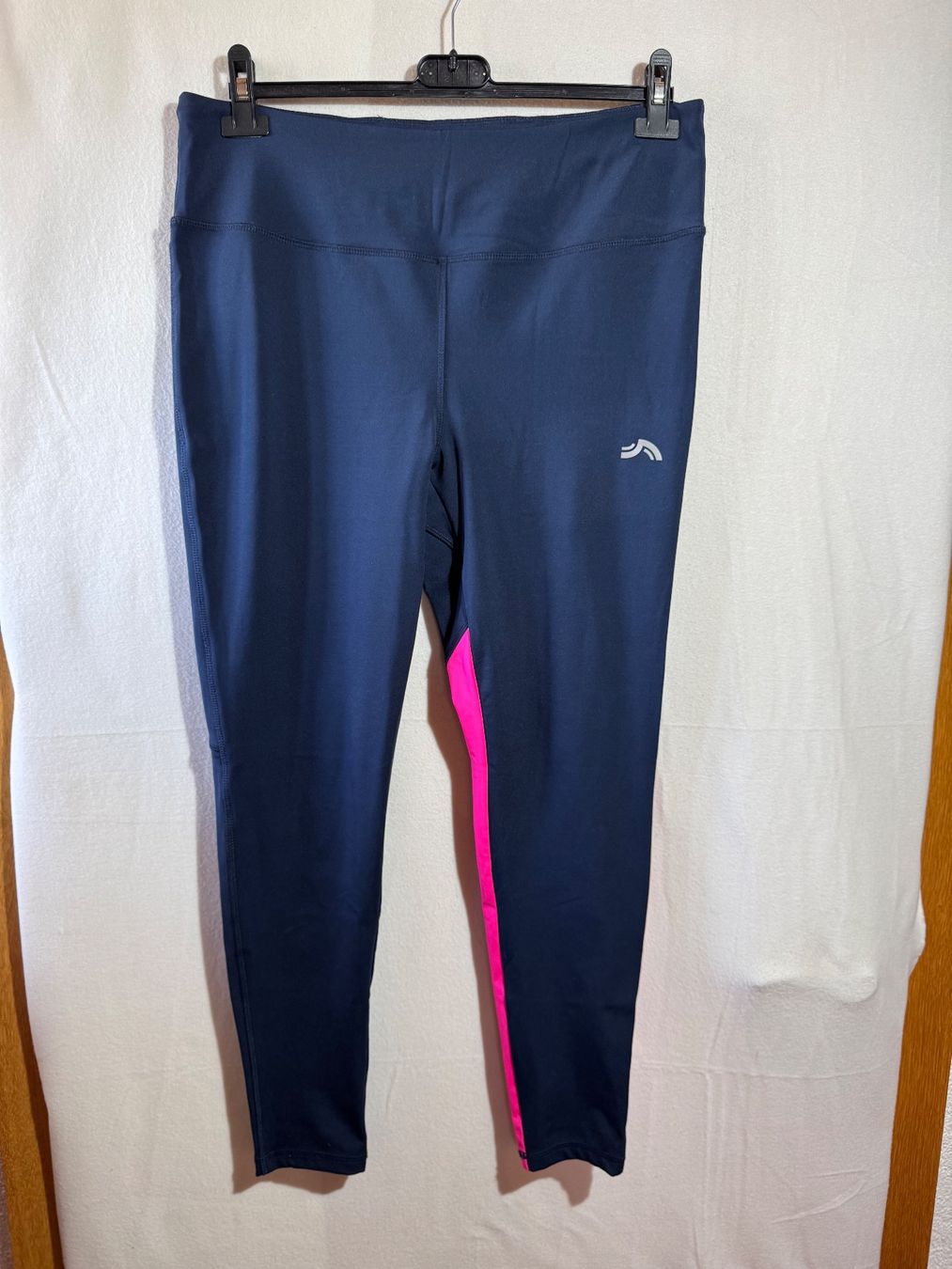 Leggings: Legging Trainingshose von Crivit Gr. L – Nuovo (secondo la descrizione) da Grosswangen venduto da second_hand_dress