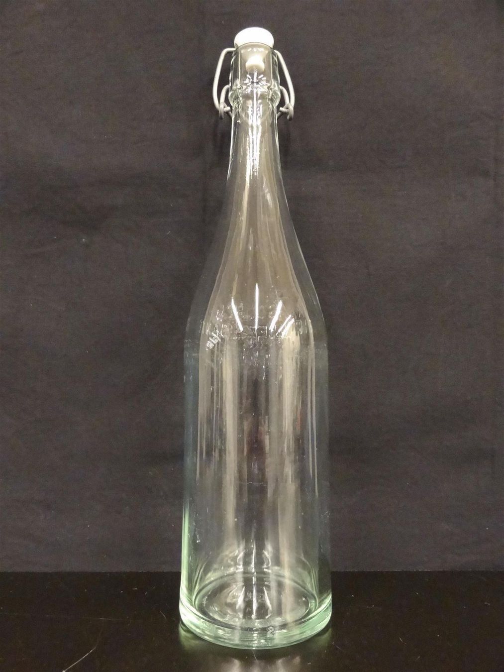 Bicchieri, Caraffe & Bottiglie: alte Flasche HENNIEZ SANTÉ 1964 – Usato da Kerzers venduto da Flaschenposten 3